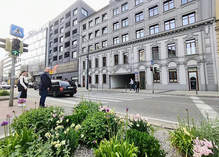 Wings - Free Private Parking - Old Town Apartmán